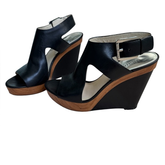 Michael Kors Black Leather Wedges - Picture 1 of 5